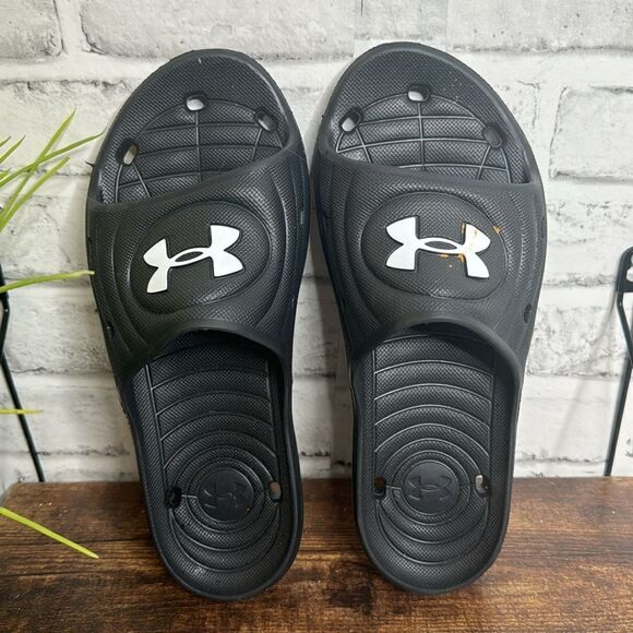 Under Armour Mens Sandals Slides Size 8 - Picture 4 of 6